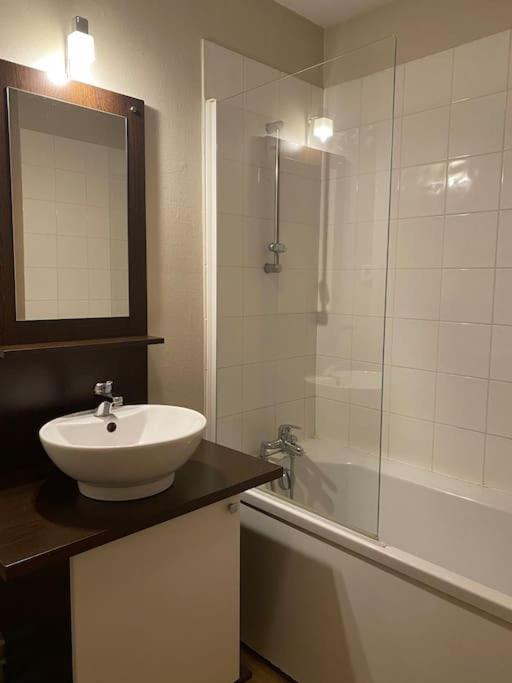 Appartement Avec Cabine Arreau Exterior foto